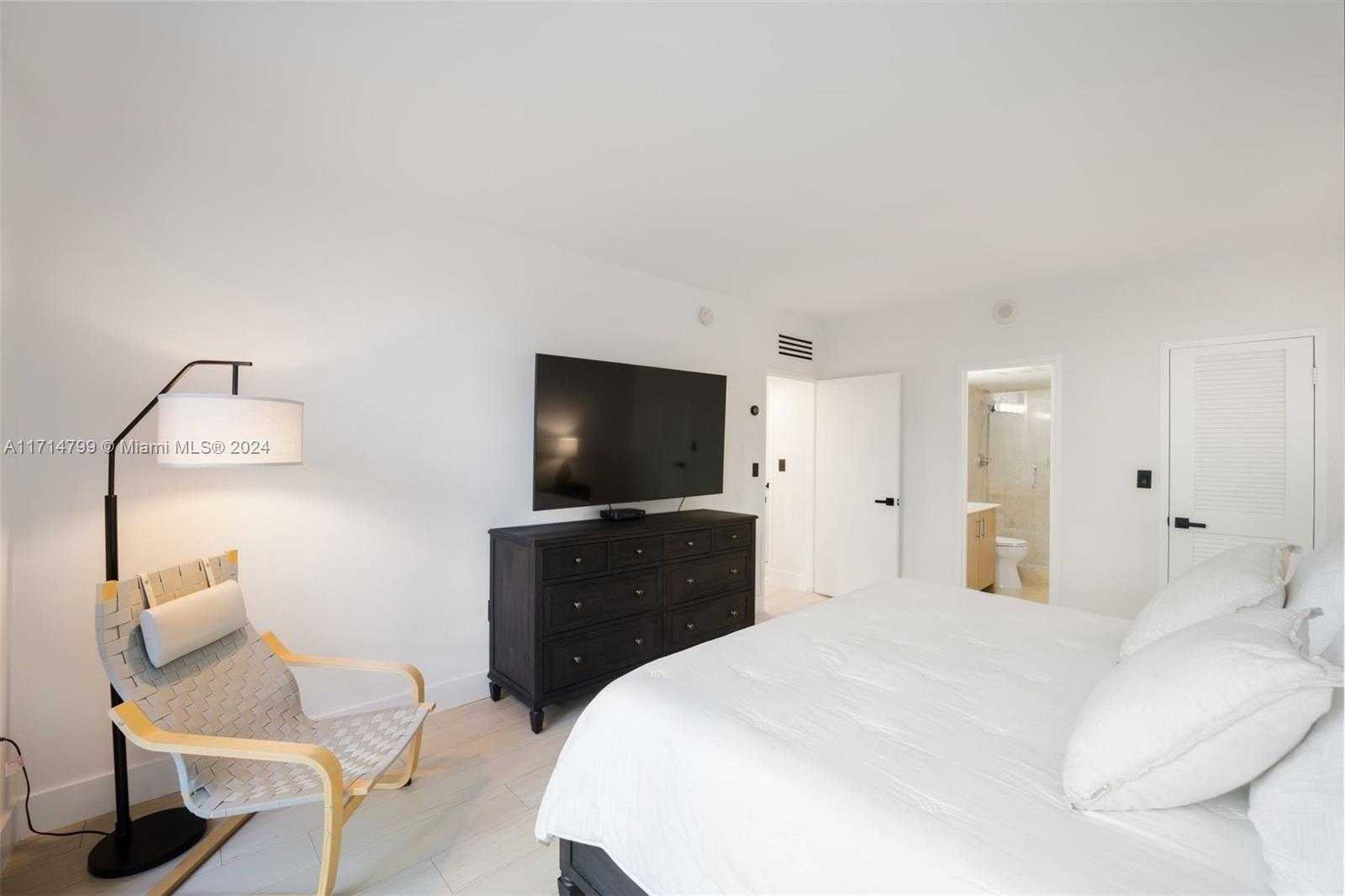 Small Image of 10275 COLLINS AVE #206, Bal Harbour Number 10