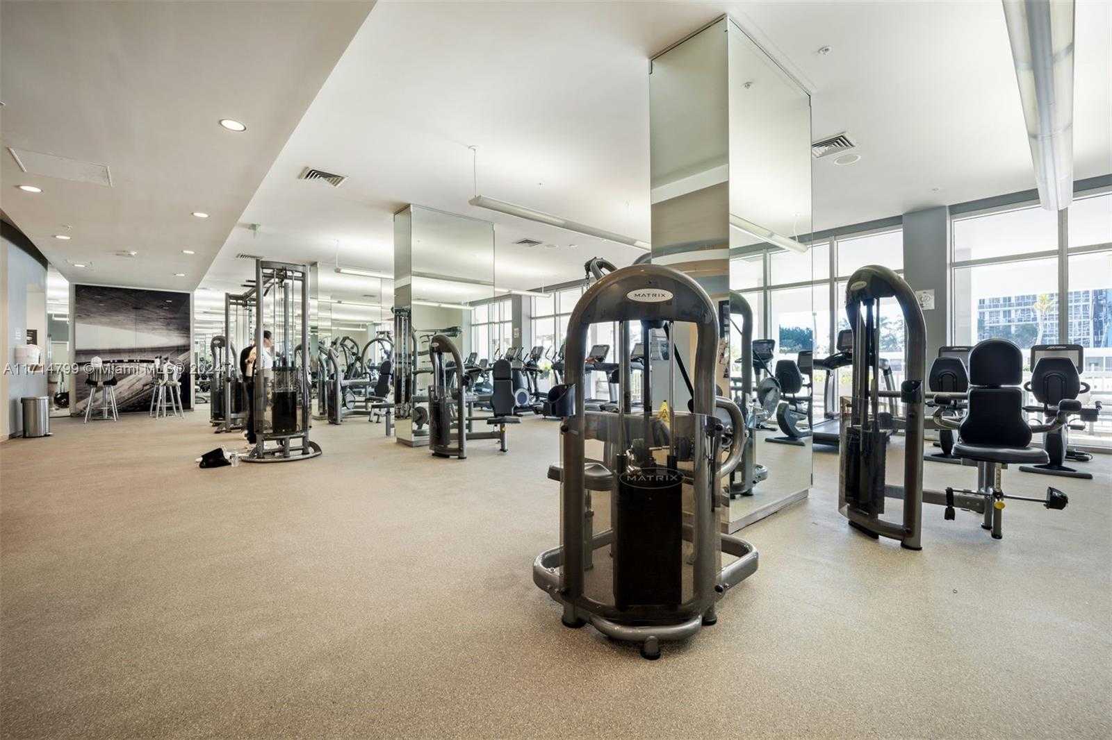 Small Image of 10275 COLLINS AVE #206, Bal Harbour Number 21