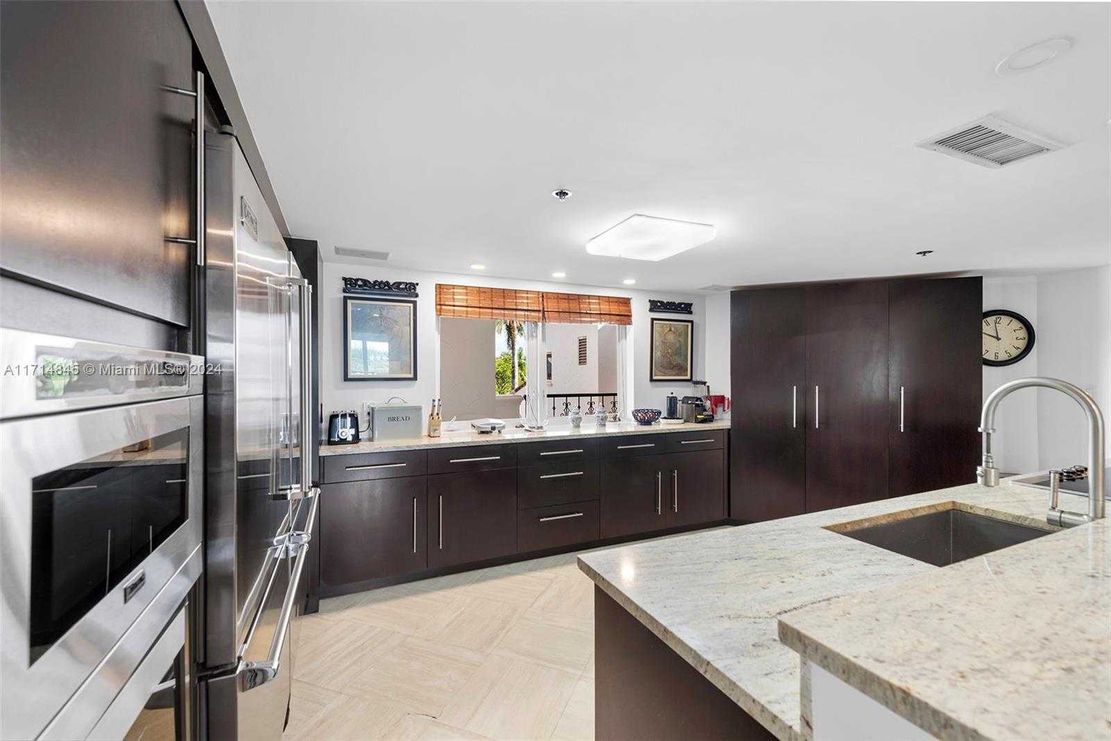 Small Image of 2444 FISHER ISLAND DR #5404, Miami Beach Number 23