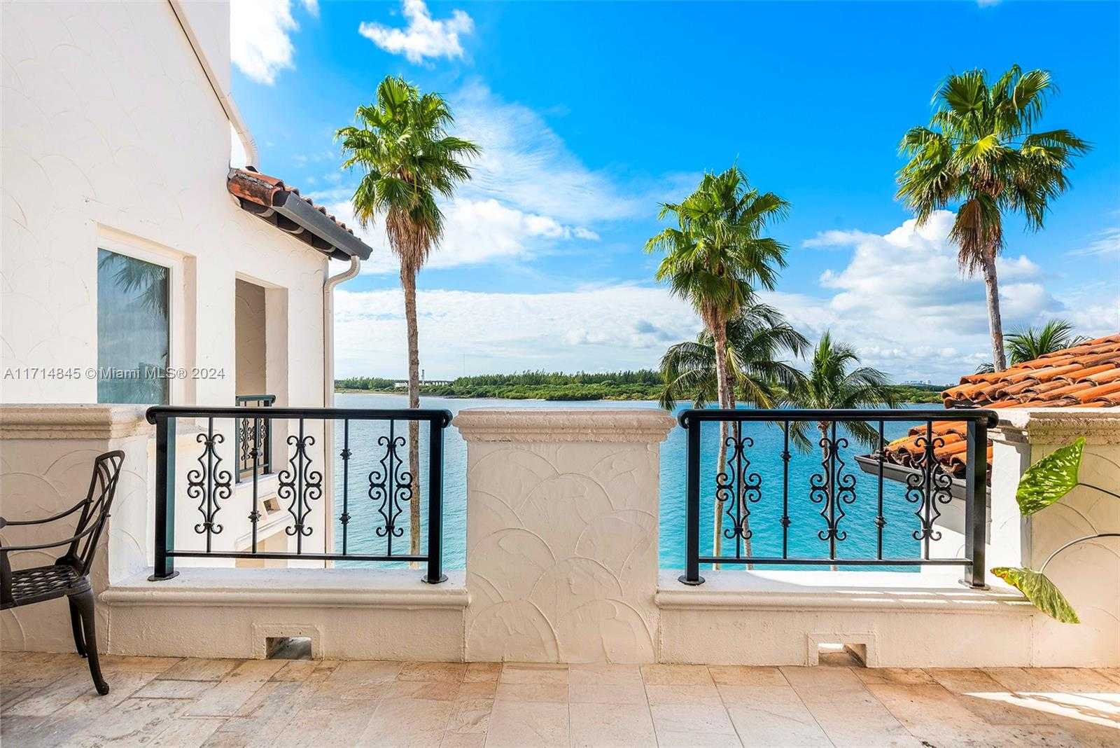 Small Image of 2444 FISHER ISLAND DR #5404, Miami Beach Number 28