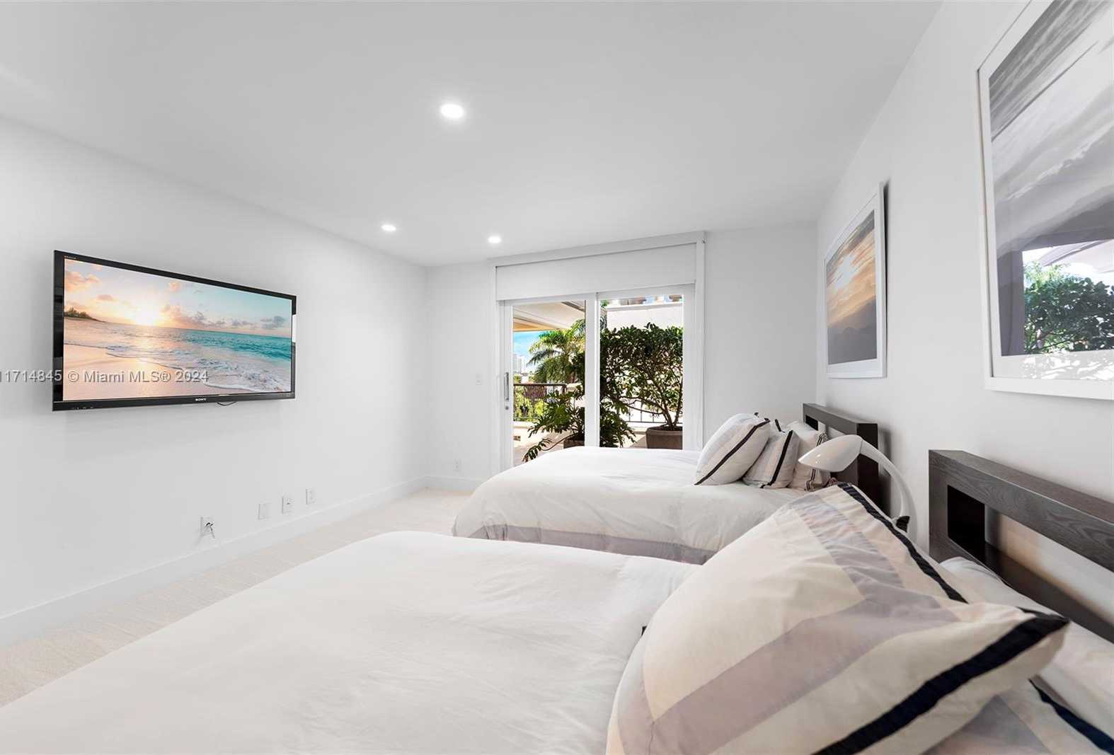 Small Image of 2444 FISHER ISLAND DR #5404, Miami Beach Number 38