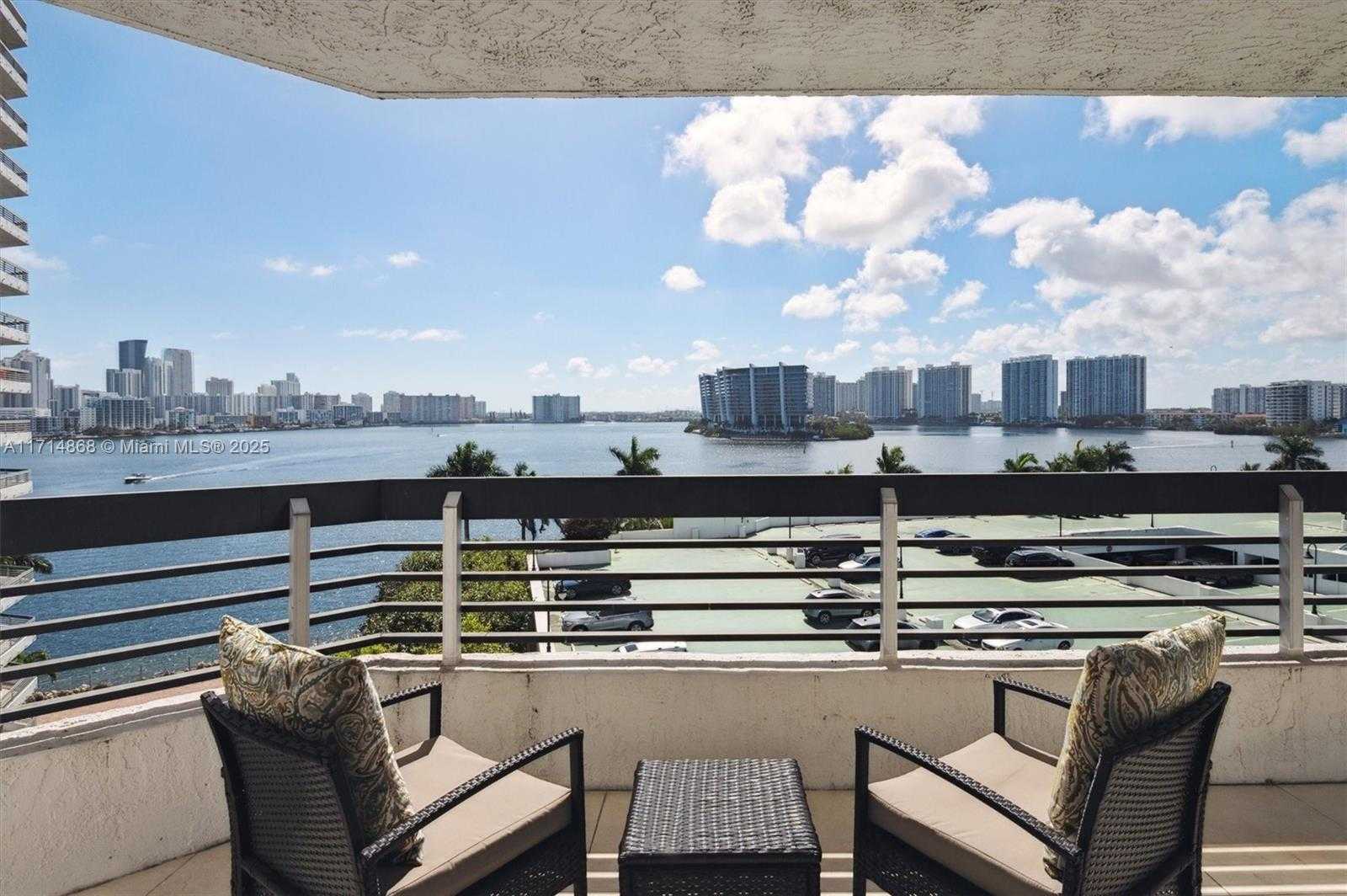 Small Image of 19101 NORTH EAST 36TH CT #805, Aventura Number 13