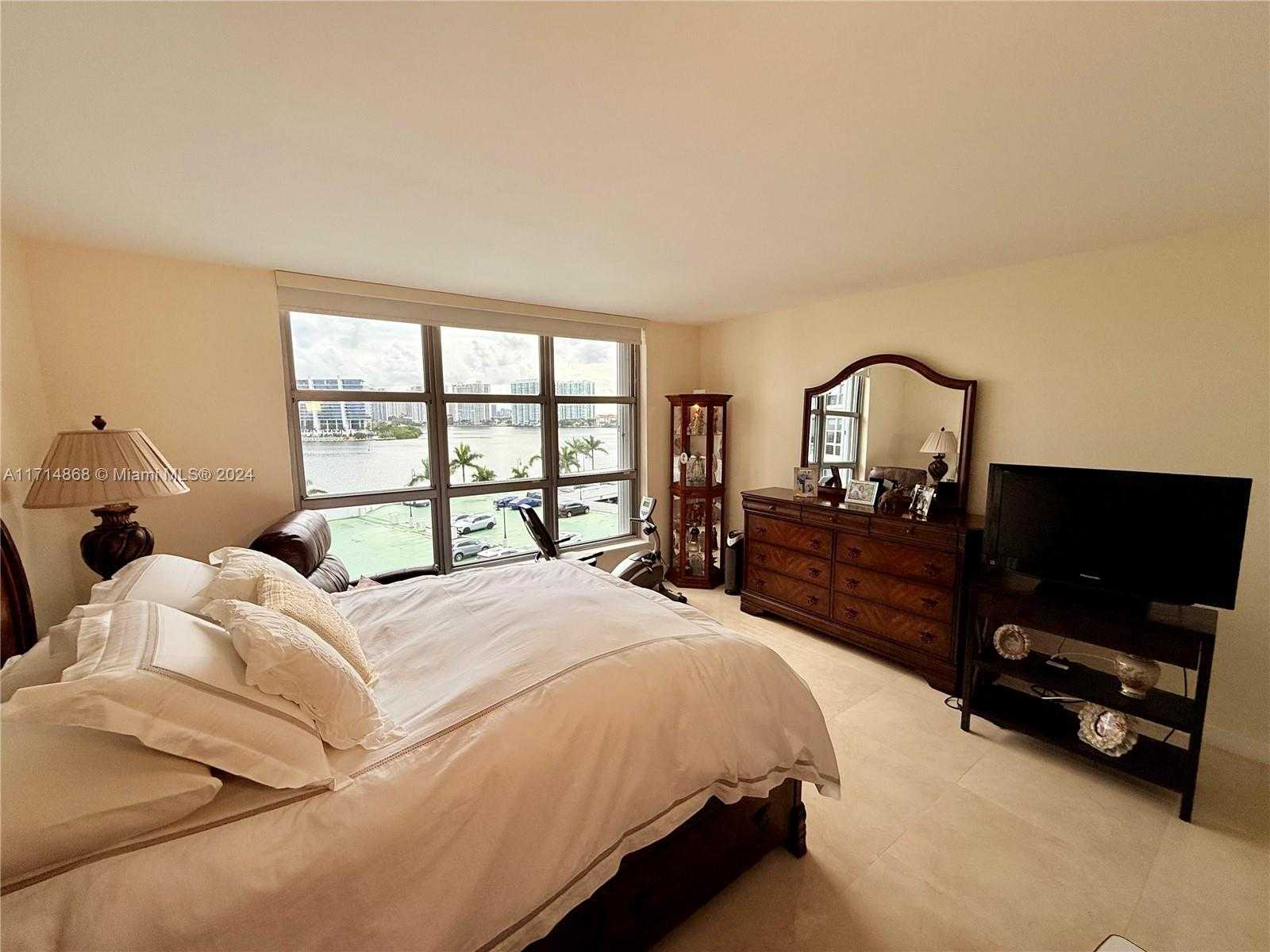 Small Image of 19101 NORTH EAST 36TH CT #805, Aventura Number 21
