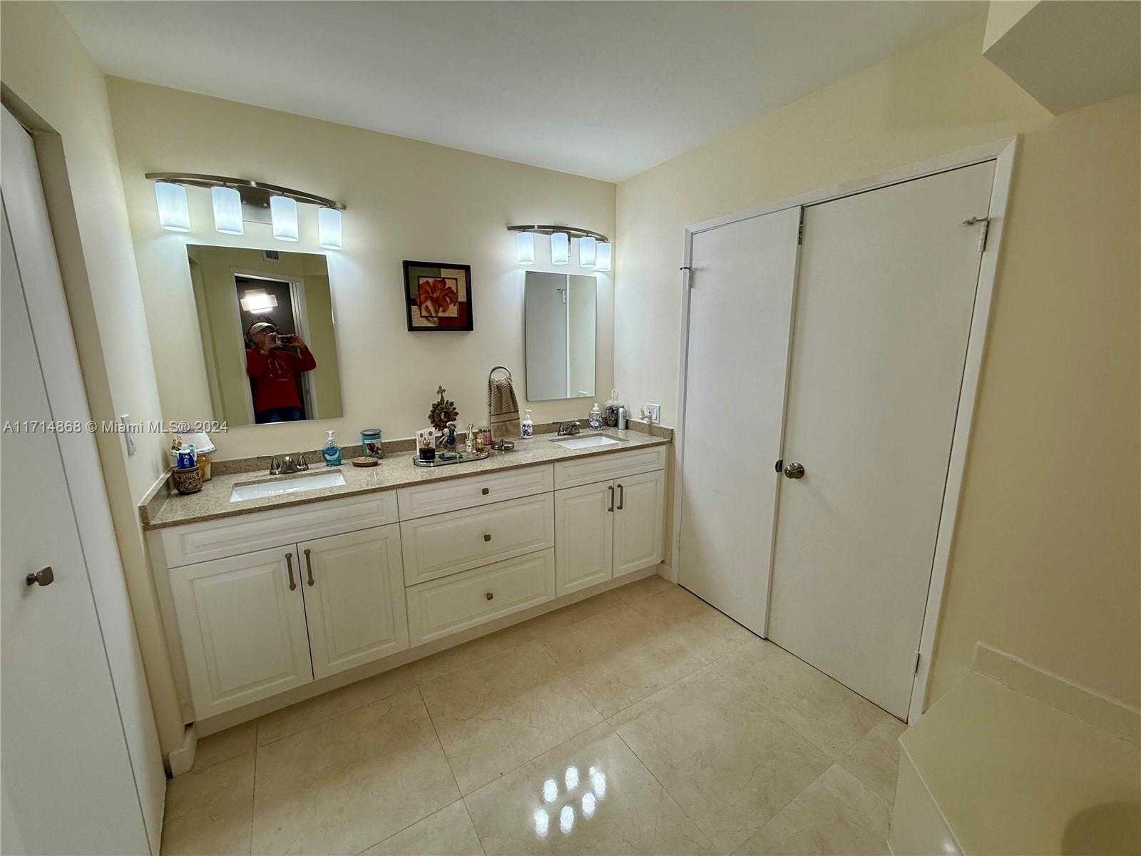Small Image of 19101 NORTH EAST 36TH CT #805, Aventura Number 25