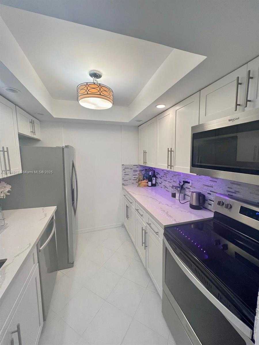 Small Image of 250 174TH ST #2307, Sunny Isles Beach Number 11