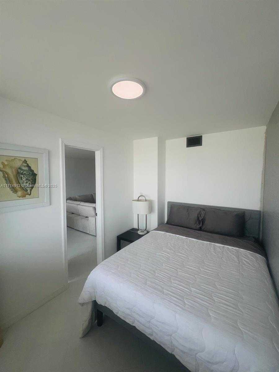 Small Image of 250 174TH ST #2307, Sunny Isles Beach Number 14
