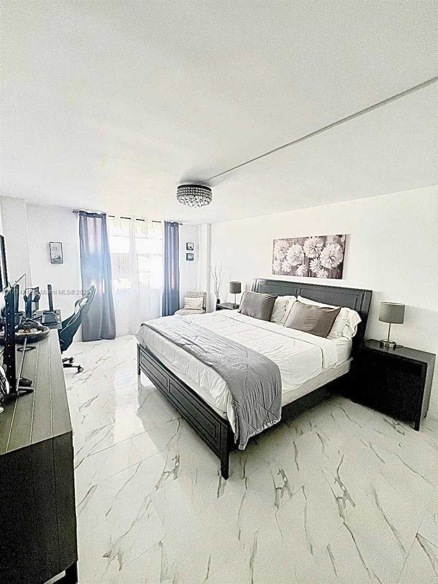 Small Image of 250 174TH ST #2307, Sunny Isles Beach Number 16