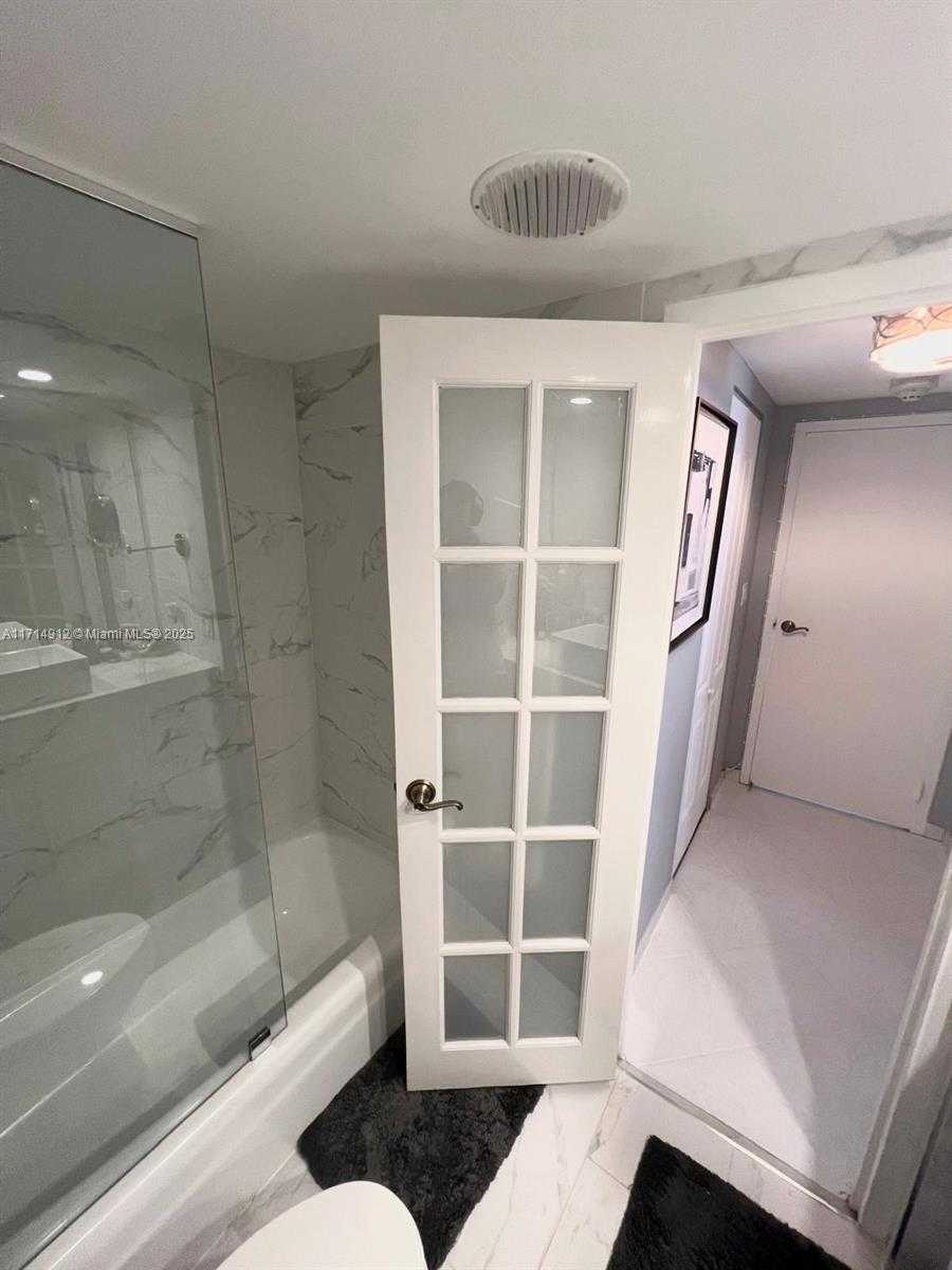 Small Image of 250 174TH ST #2307, Sunny Isles Beach Number 24
