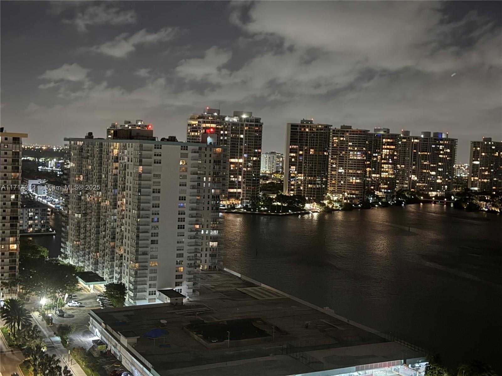 Small Image of 250 174TH ST #2307, Sunny Isles Beach Number 3