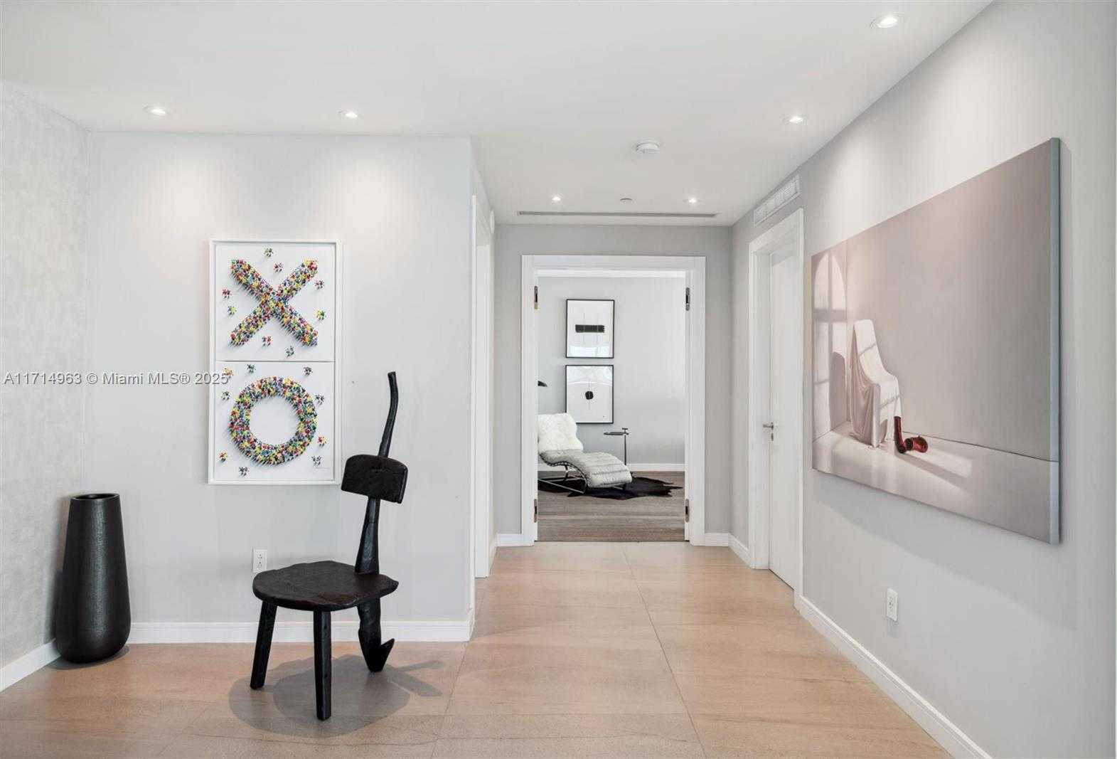 Small Image of 100 SOUTH POINTE DR #3203, Miami Beach Number 16