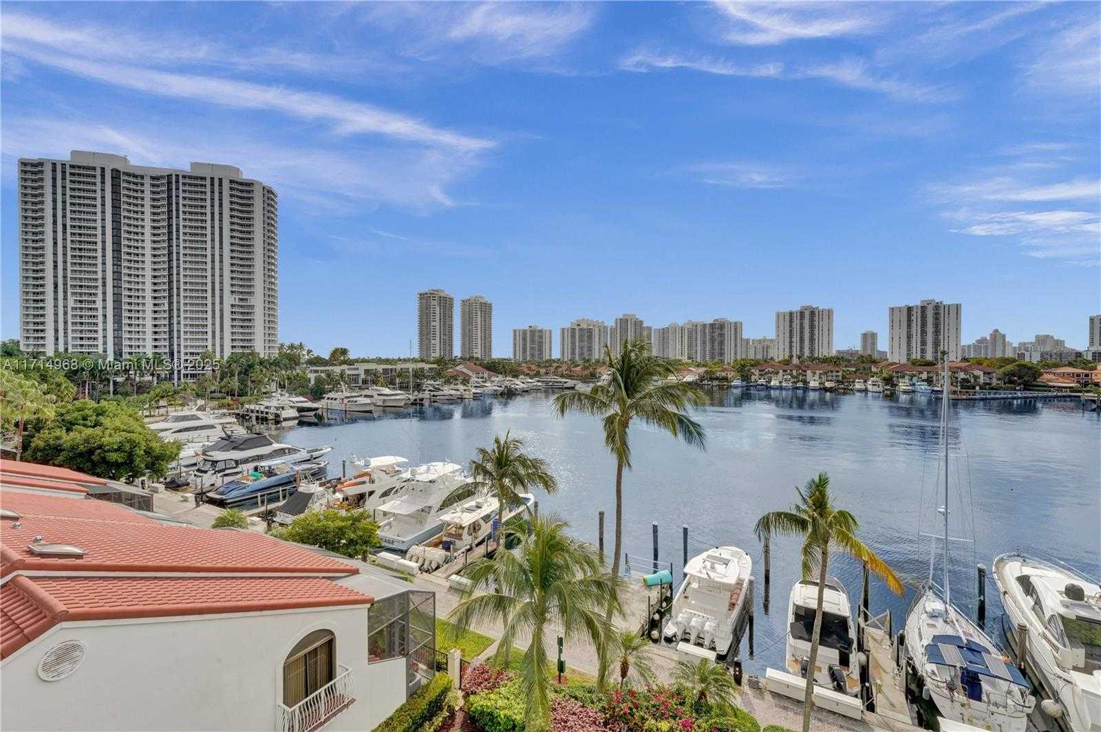 Small Image of 3610 YACHT CLUB DR #508, Aventura Number 25