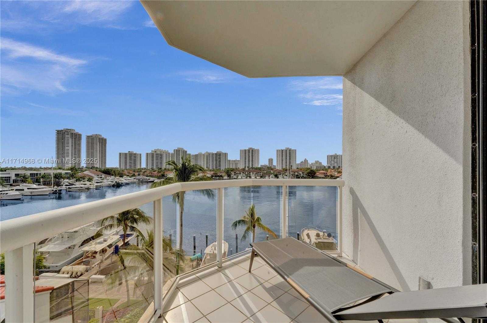Small Image of 3610 YACHT CLUB DR #508, Aventura Number 27