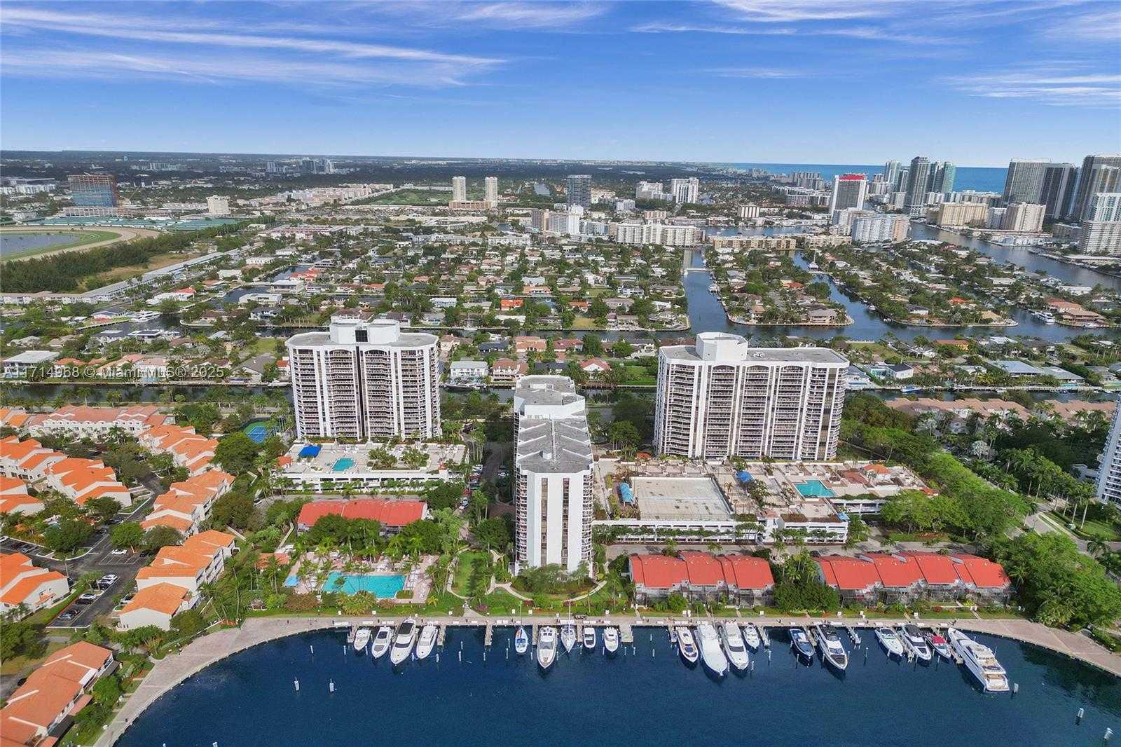 Small Image of 3610 YACHT CLUB DR #508, Aventura Number 33