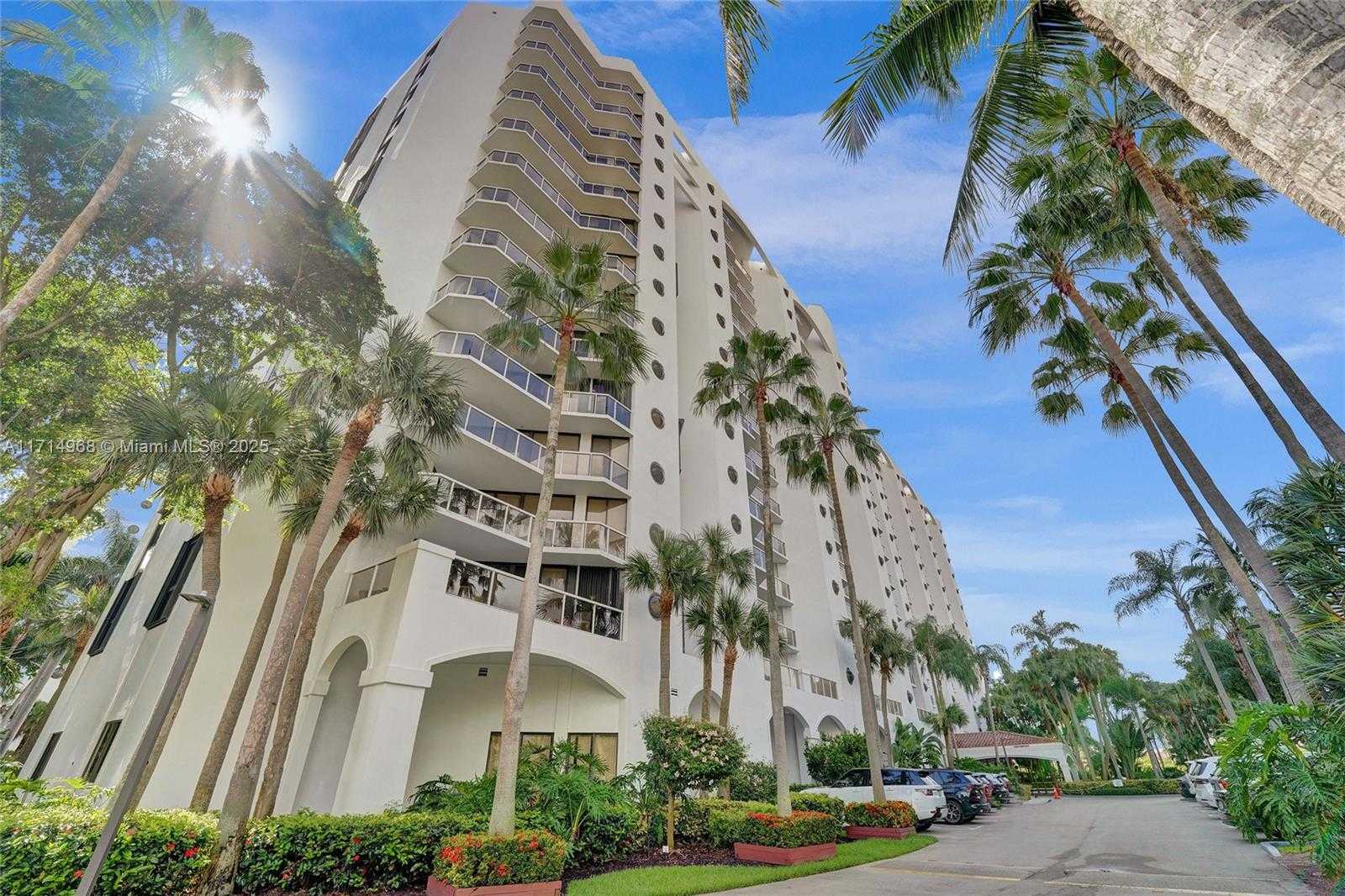 Small Image of 3610 YACHT CLUB DR #508, Aventura Number 46