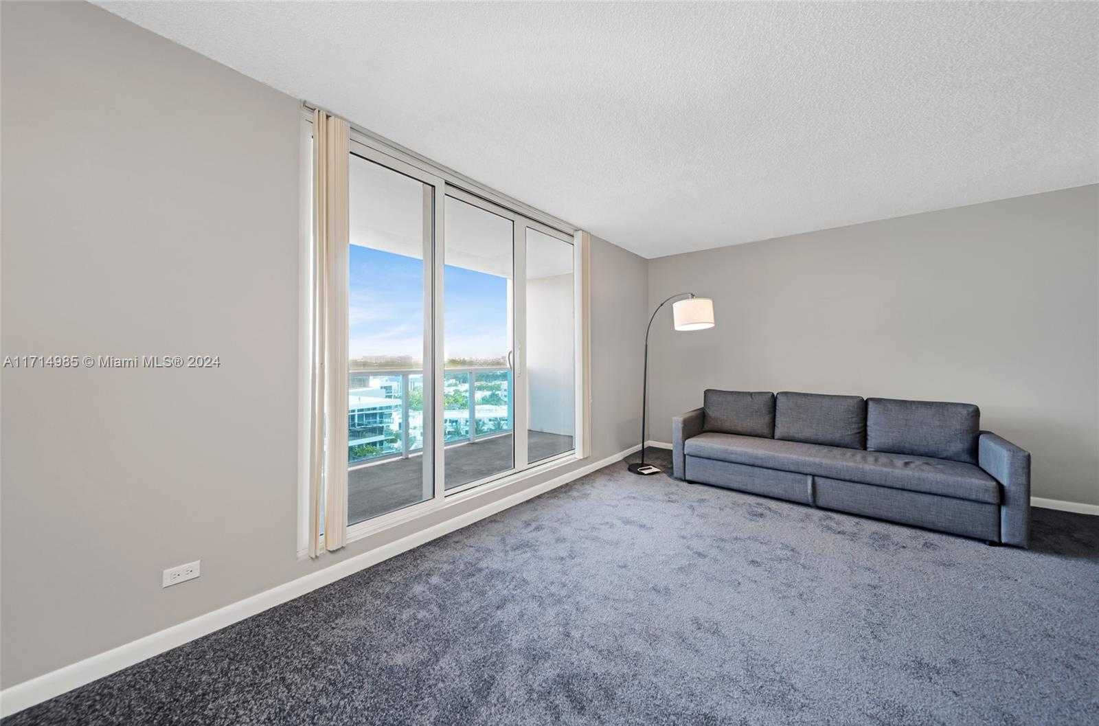 Small Image of 2301 COLLINS AVE #1030, Miami Beach Number 10