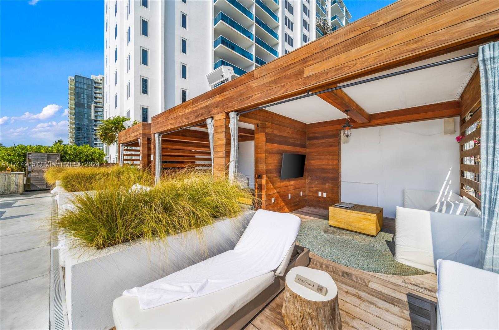 Small Image of 2301 COLLINS AVE #1030, Miami Beach Number 27