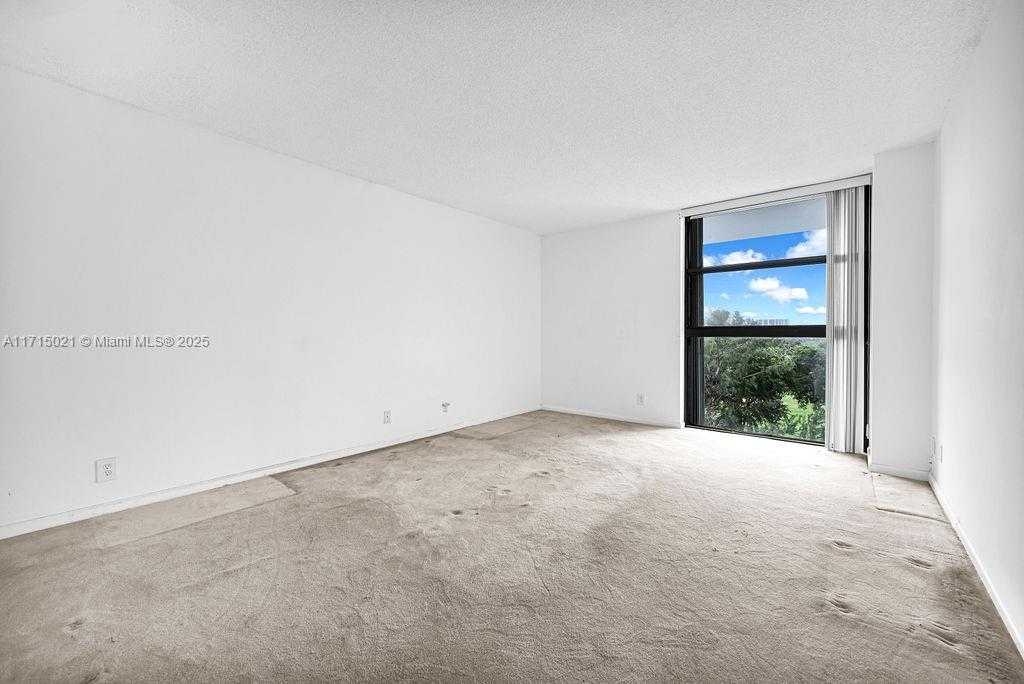 Small Image of 20355 NORTH EAST 34TH CT #725, Aventura Number 17