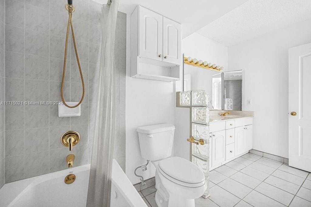 Small Image of 20355 NORTH EAST 34TH CT #725, Aventura Number 25