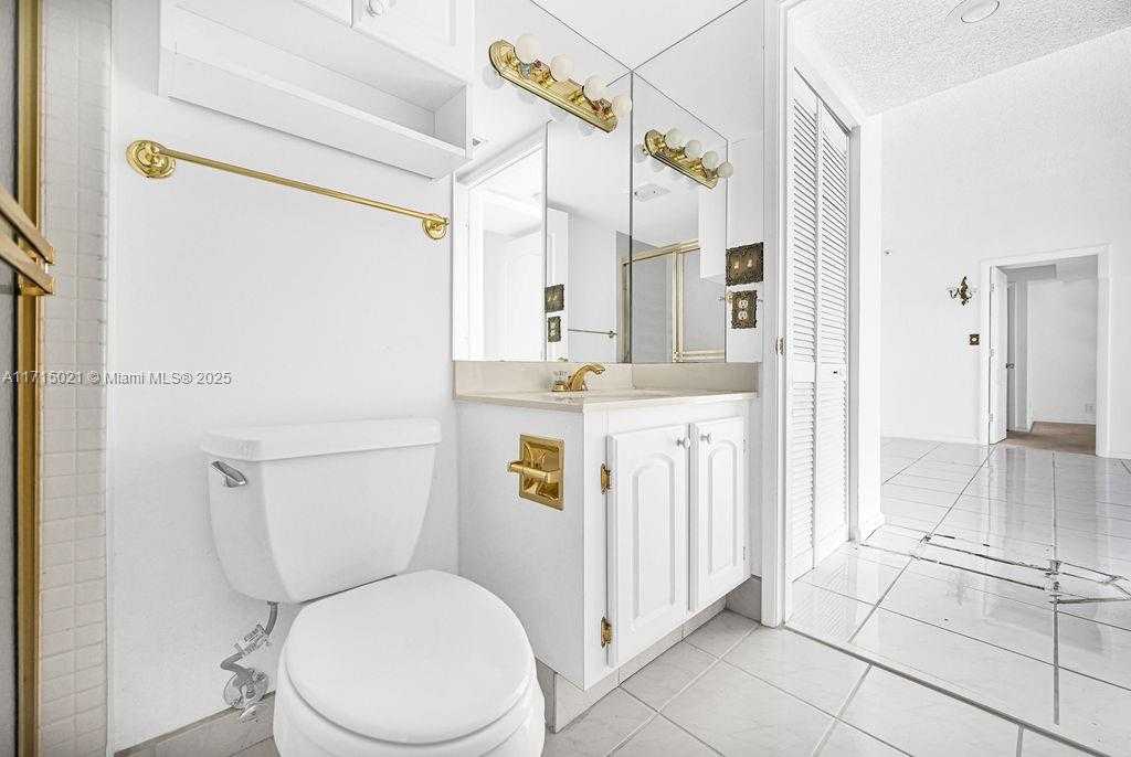 Small Image of 20355 NORTH EAST 34TH CT #725, Aventura Number 33