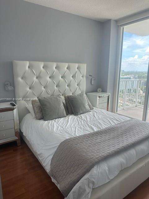 Small Image of 1250 S Miami Ave, Miami, FL 33130, USA Number 12