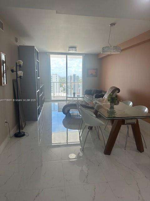 Small Image of 1250 S Miami Ave, Miami, FL 33130, USA Number 3
