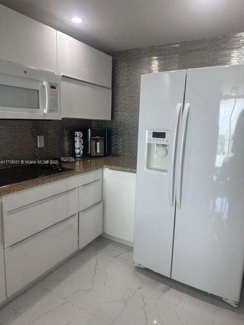 Small Image of 1250 S Miami Ave, Miami, FL 33130, USA Number 5