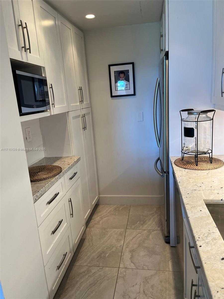 Small Image of 880 NORTH EAST 69TH ST #5Q, Miami Number 10