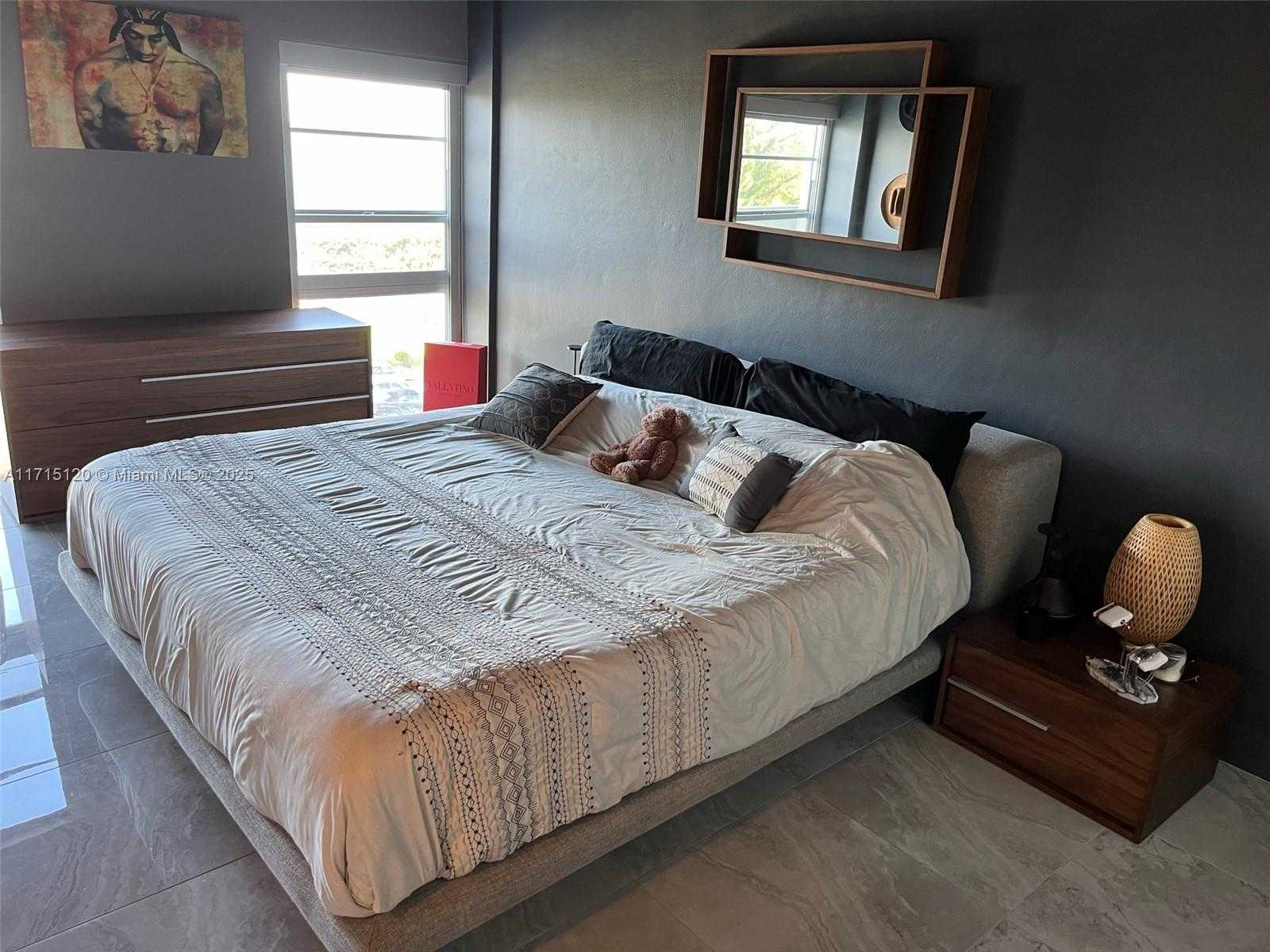 Small Image of 880 NORTH EAST 69TH ST #5Q, Miami Number 12