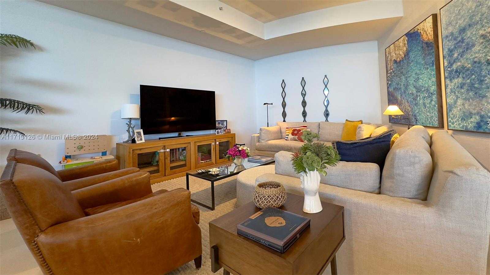 Small Image of 18555 Collins Ave, Sunny Isles Beach, FL 33160, USA Number 13