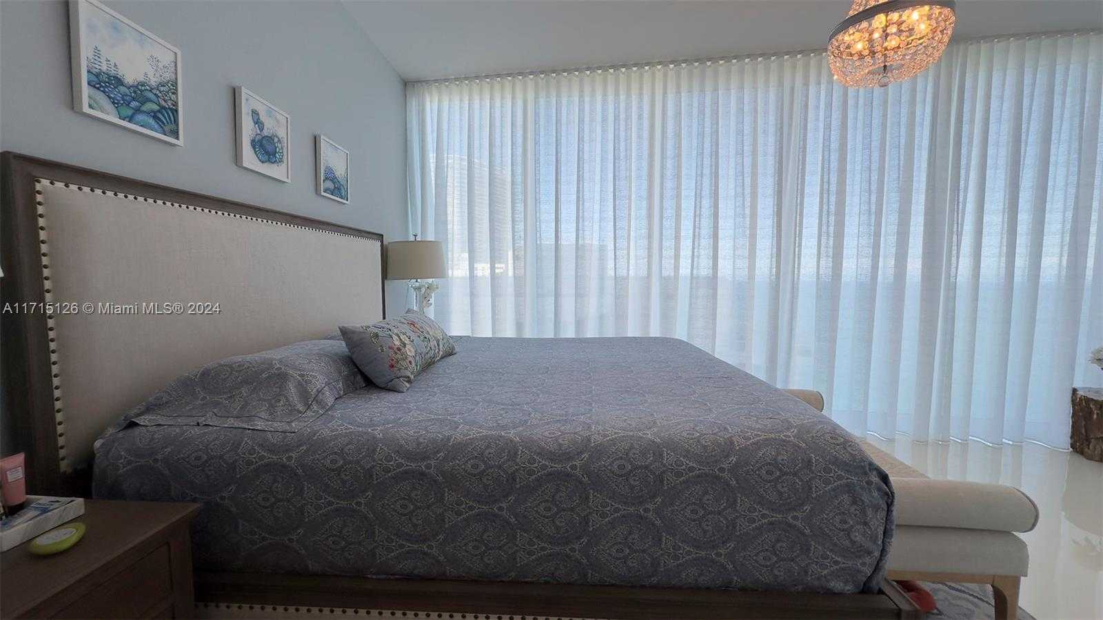 Small Image of 18555 Collins Ave, Sunny Isles Beach, FL 33160, USA Number 39