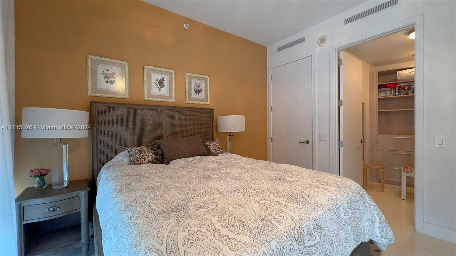 Small Image of 18555 Collins Ave, Sunny Isles Beach, FL 33160, USA Number 50