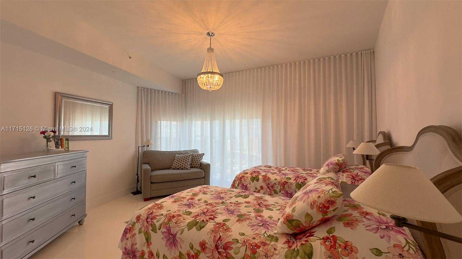 Small Image of 18555 Collins Ave, Sunny Isles Beach, FL 33160, USA Number 53