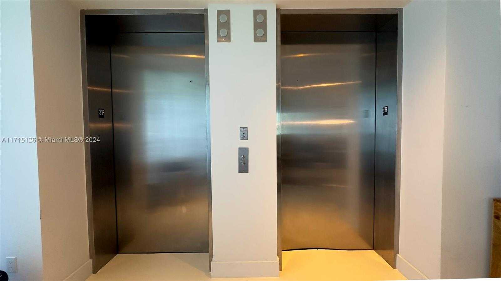 Small Image of 18555 Collins Ave, Sunny Isles Beach, FL 33160, USA Number 67