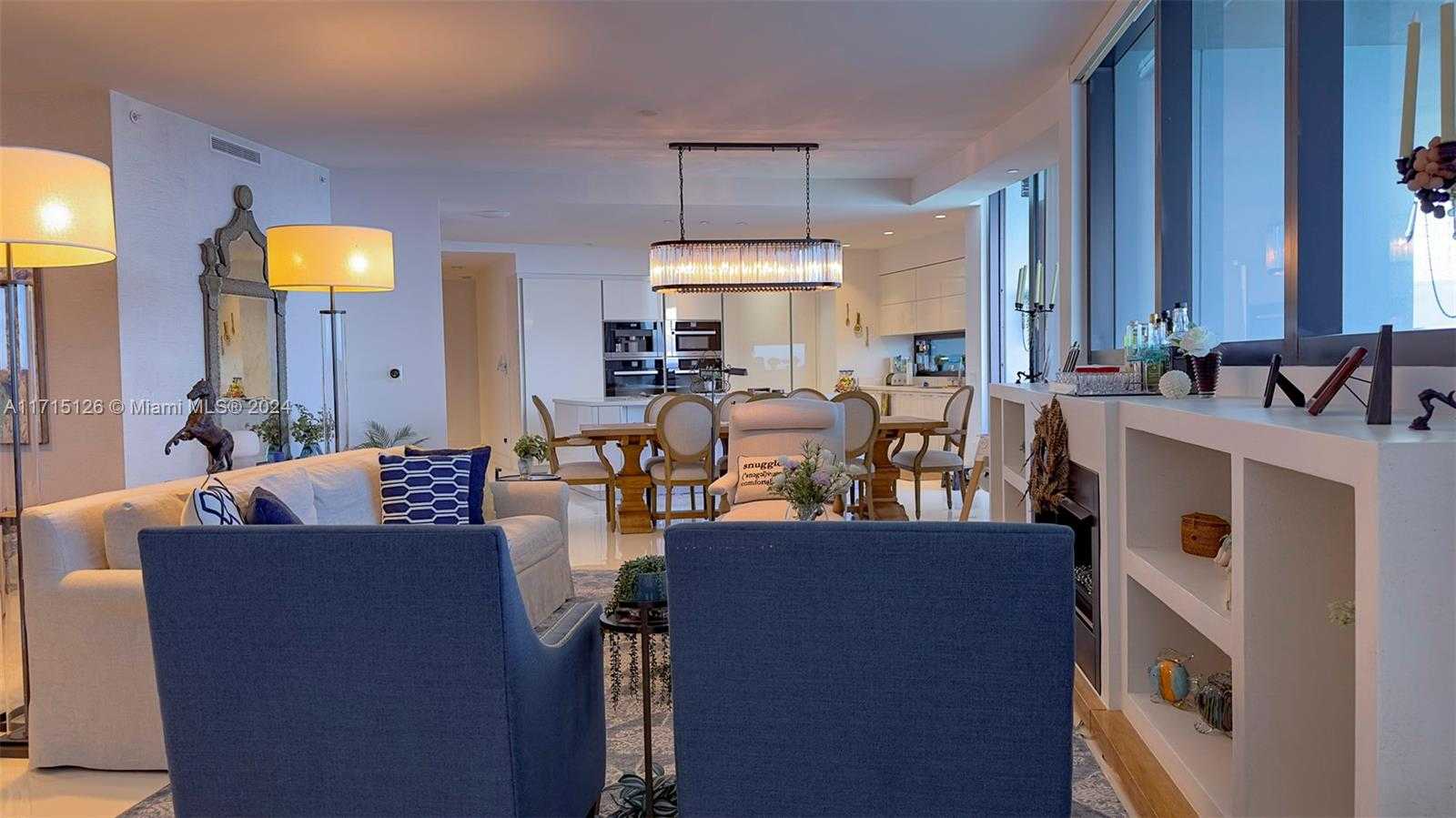 Small Image of 18555 Collins Ave, Sunny Isles Beach, FL 33160, USA Number 7