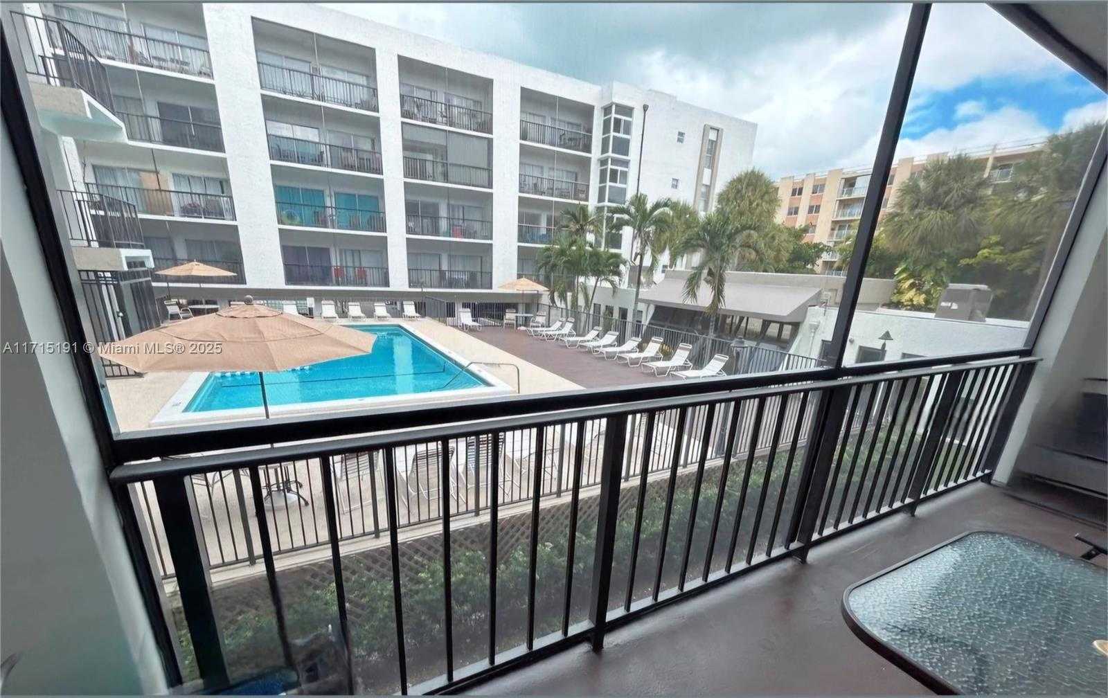 Small Image of 201 178TH DR #225, Sunny Isles Beach Number 3