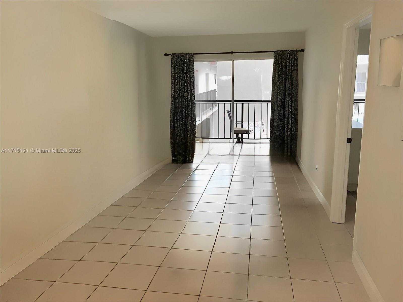 Small Image of 201 178TH DR #225, Sunny Isles Beach Number 7