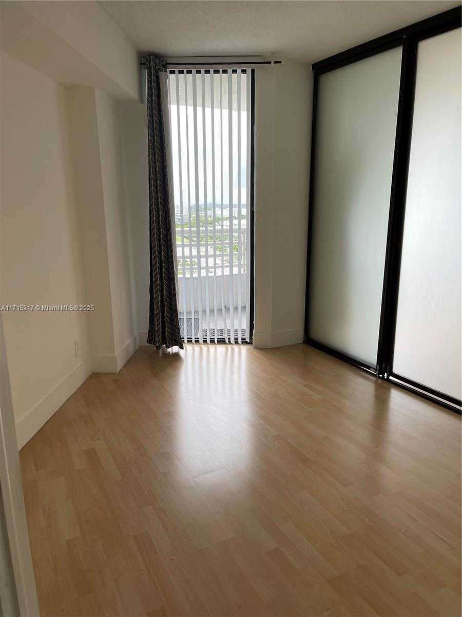 Small Image of 3300 NORTH EAST 192ND ST #1804, Aventura Number 22