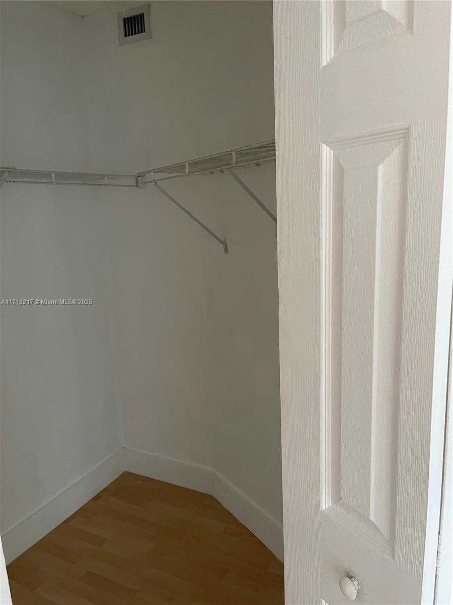 Small Image of 3300 NORTH EAST 192ND ST #1804, Aventura Number 26