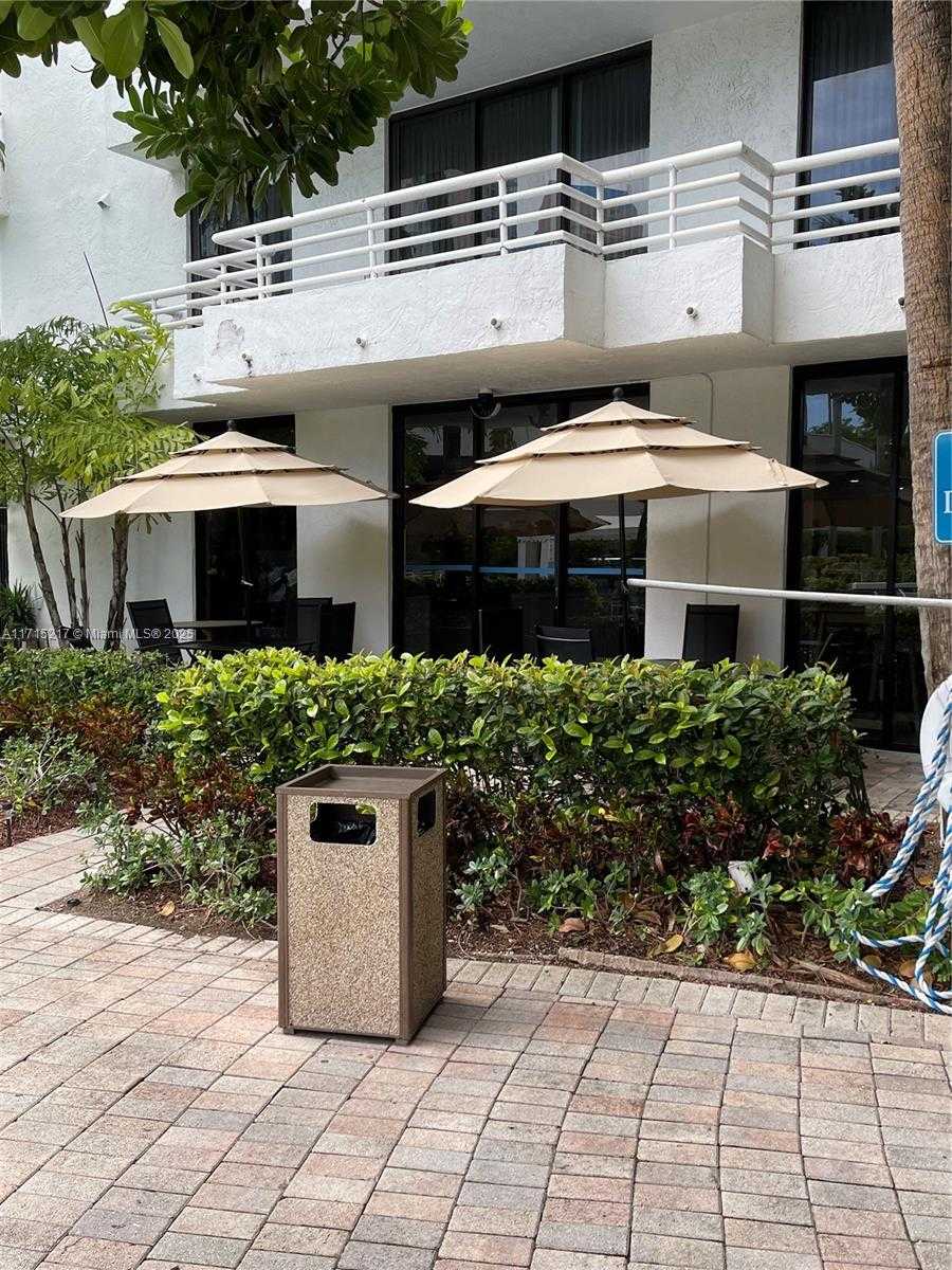 Small Image of 3300 NORTH EAST 192ND ST #1804, Aventura Number 37