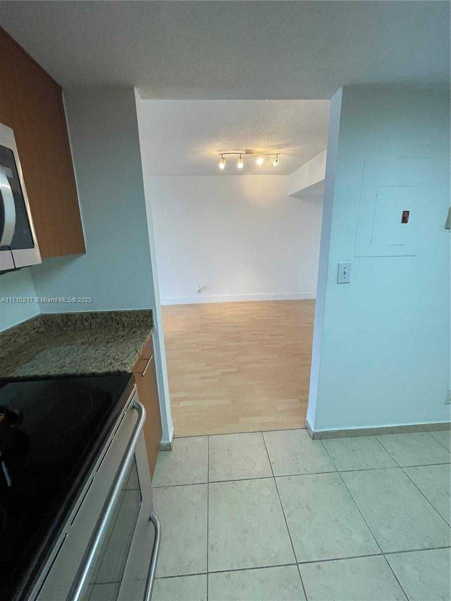 Small Image of 3300 NORTH EAST 192ND ST #1804, Aventura Number 8