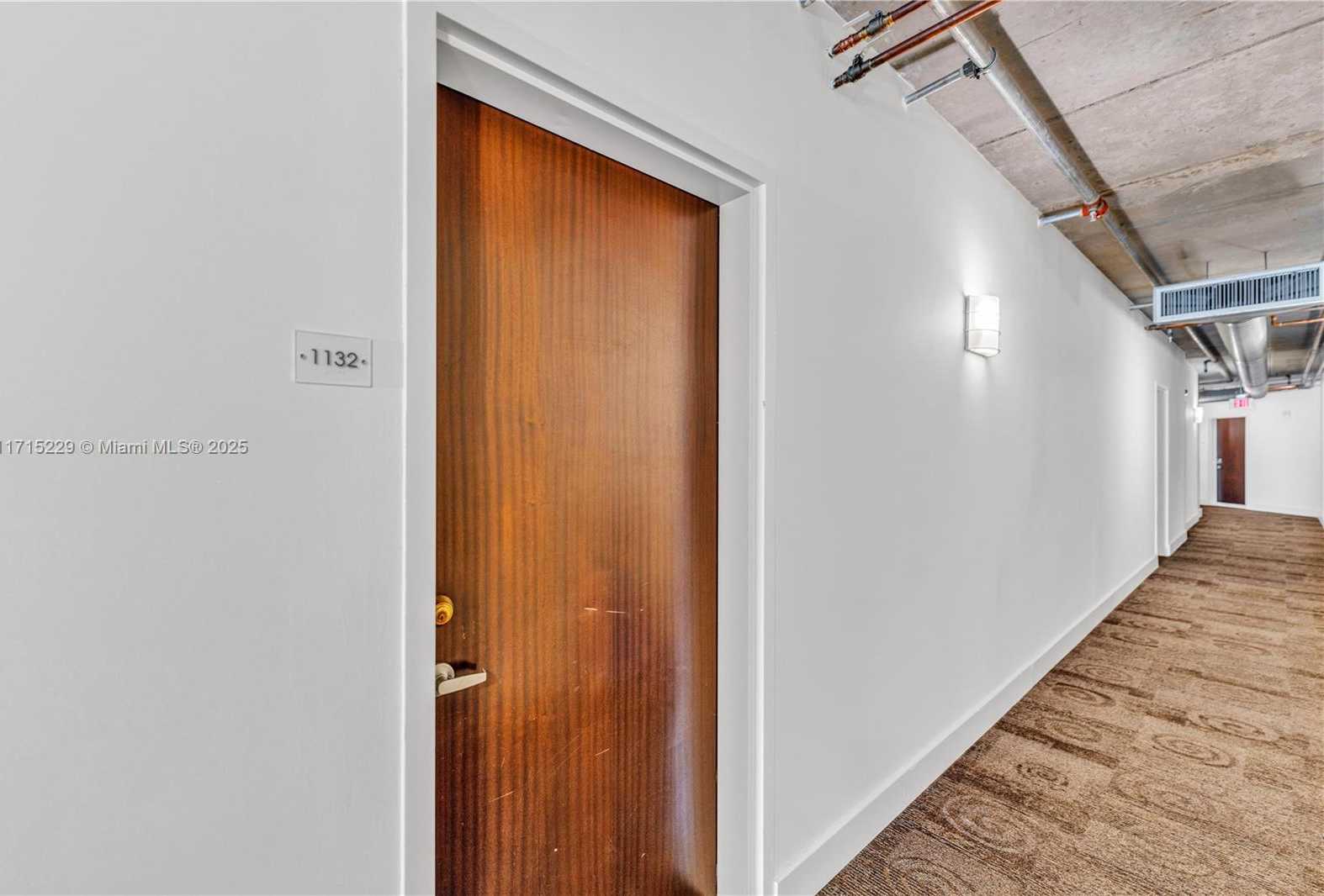 Small Image of 690 SOUTH WEST 1ST CT #1132, Miami Number 5
