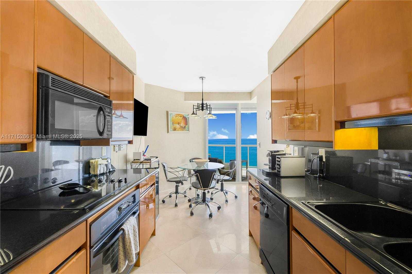Small Image of 18671 COLLINS AVE #2501, Sunny Isles Beach Number 13