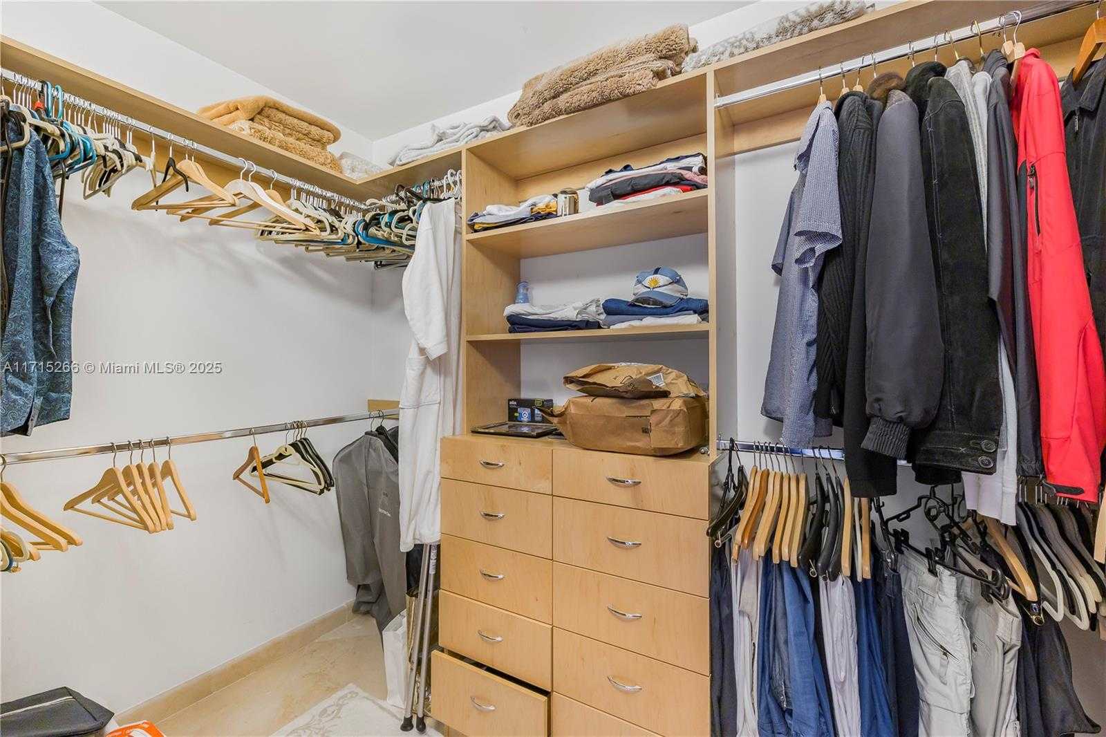 Small Image of 18671 COLLINS AVE #2501, Sunny Isles Beach Number 30
