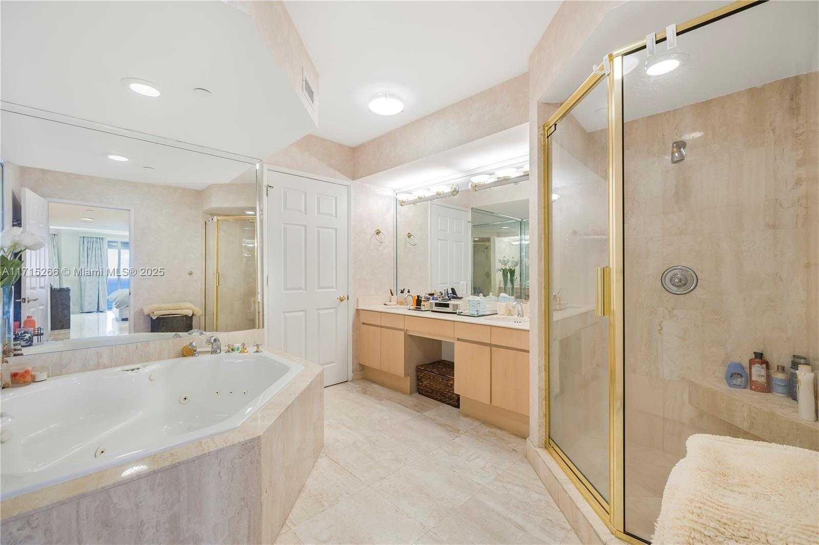 Small Image of 18671 COLLINS AVE #2501, Sunny Isles Beach Number 35