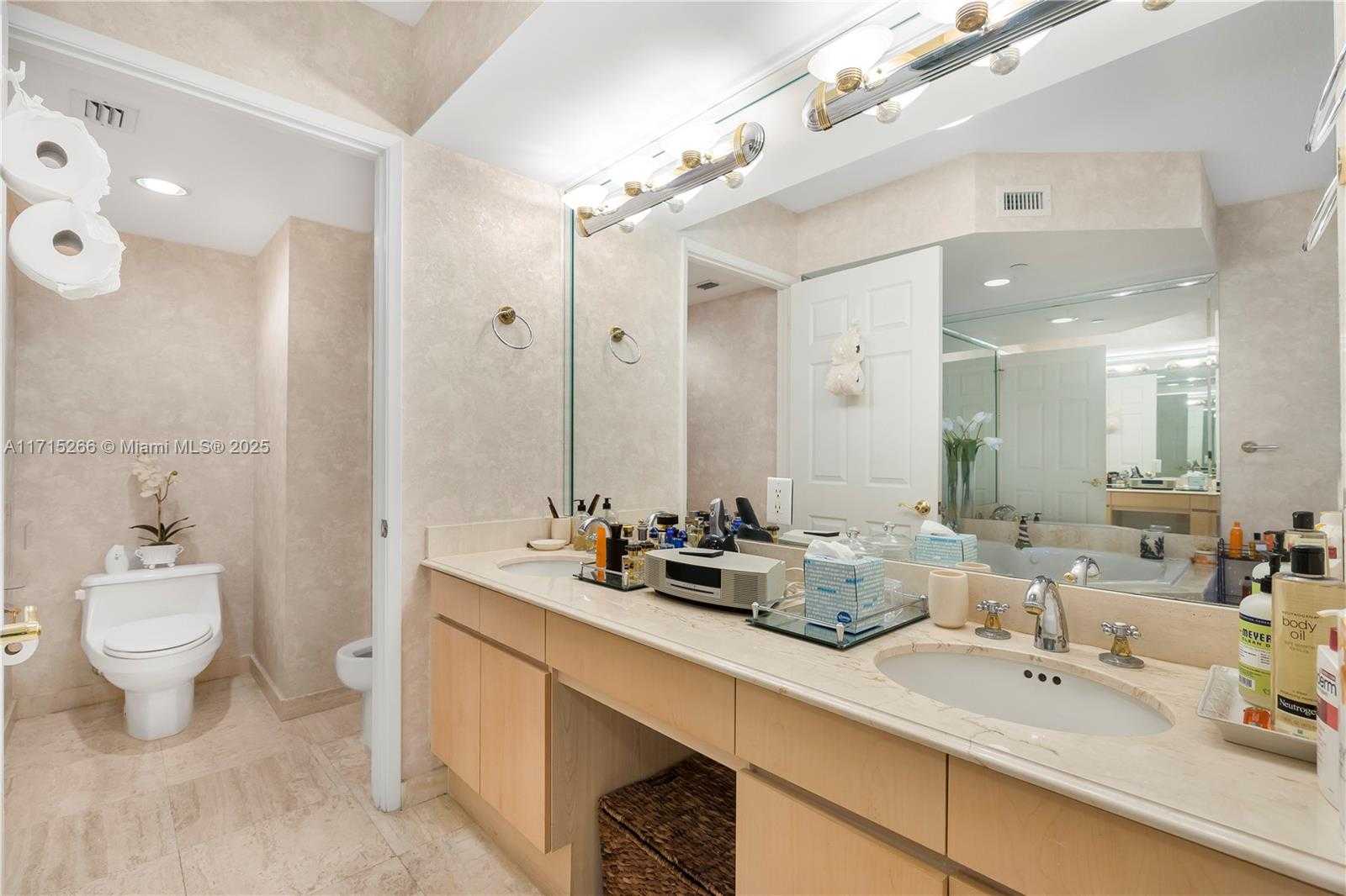 Small Image of 18671 COLLINS AVE #2501, Sunny Isles Beach Number 37