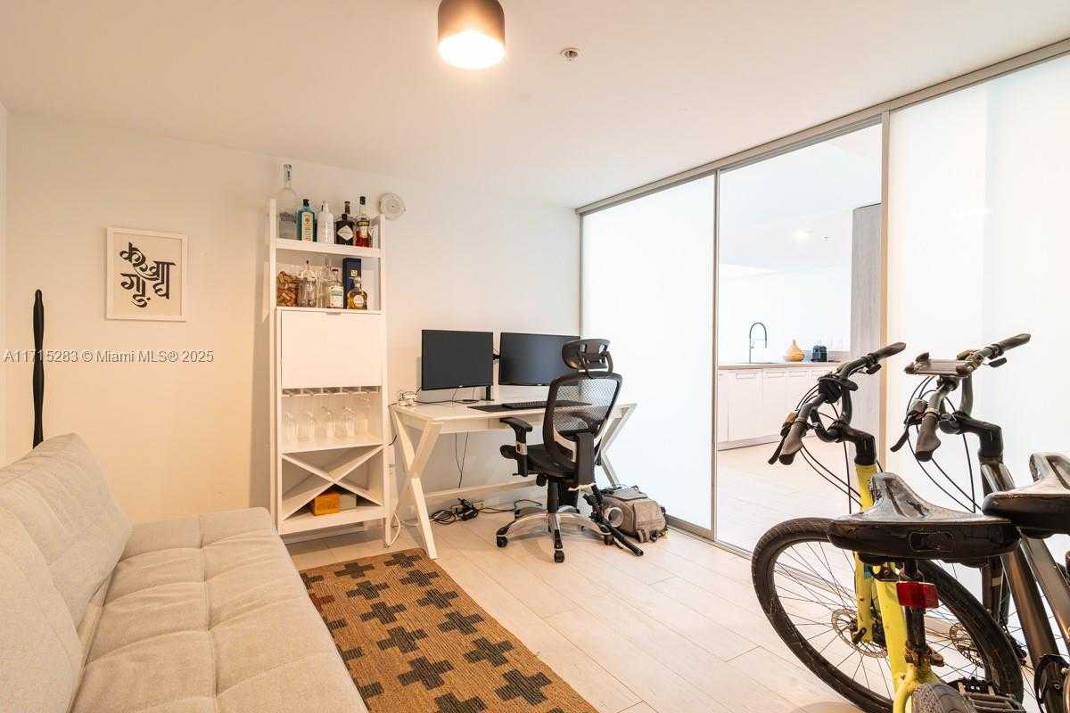 Small Image of 400 SUNNY ISLES BLVD #1906, Sunny Isles Beach Number 10