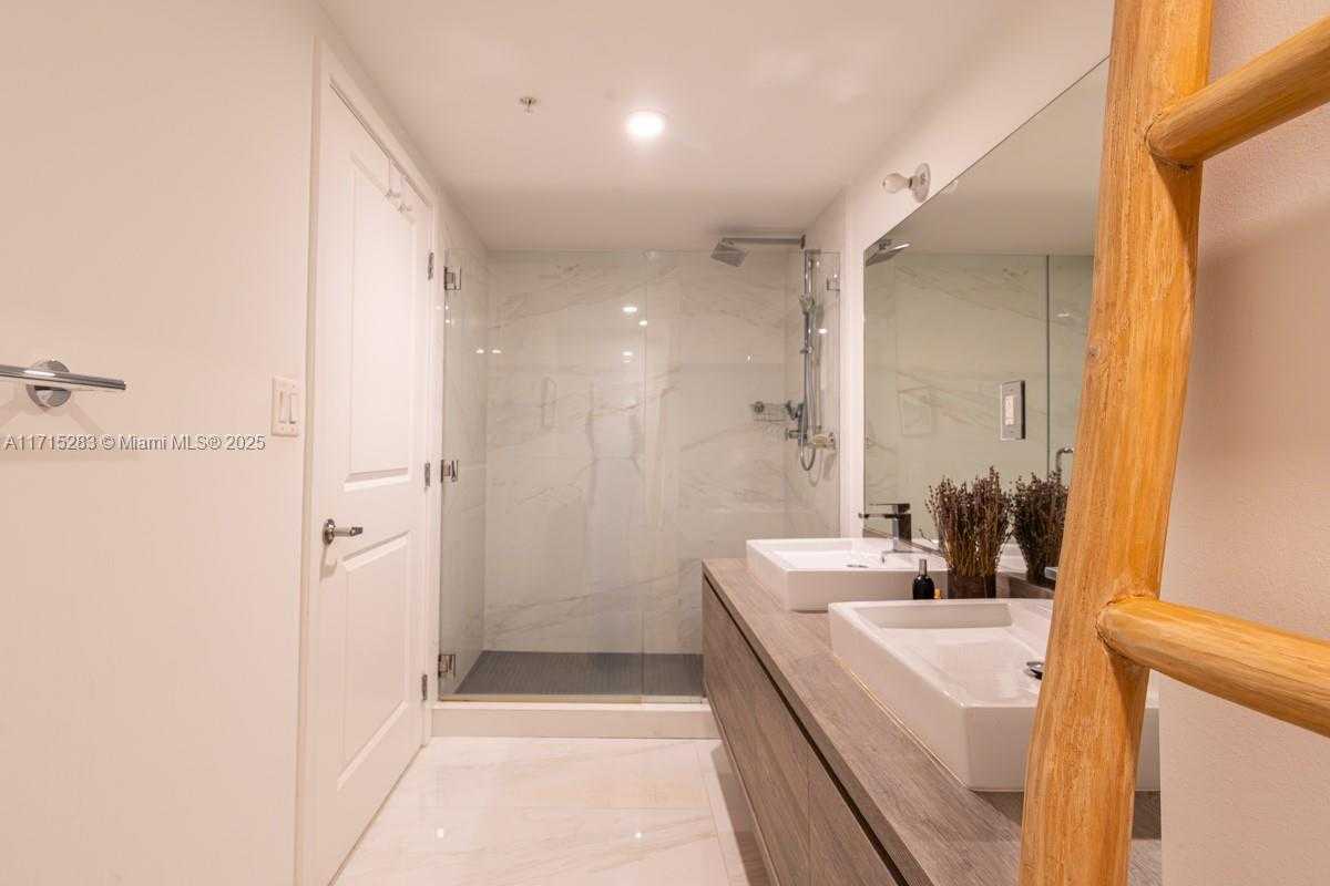 Small Image of 400 SUNNY ISLES BLVD #1906, Sunny Isles Beach Number 18