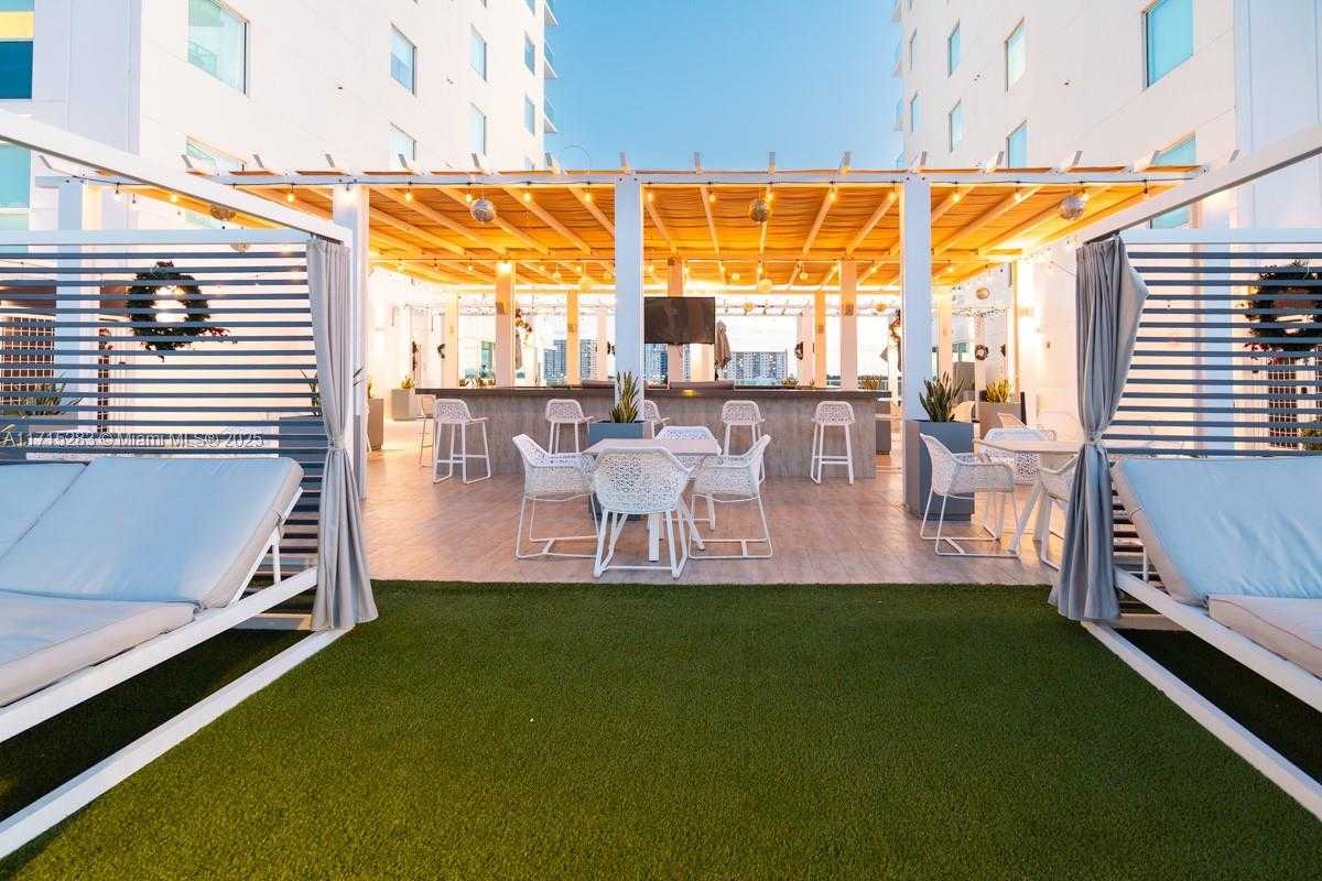 Small Image of 400 SUNNY ISLES BLVD #1906, Sunny Isles Beach Number 27