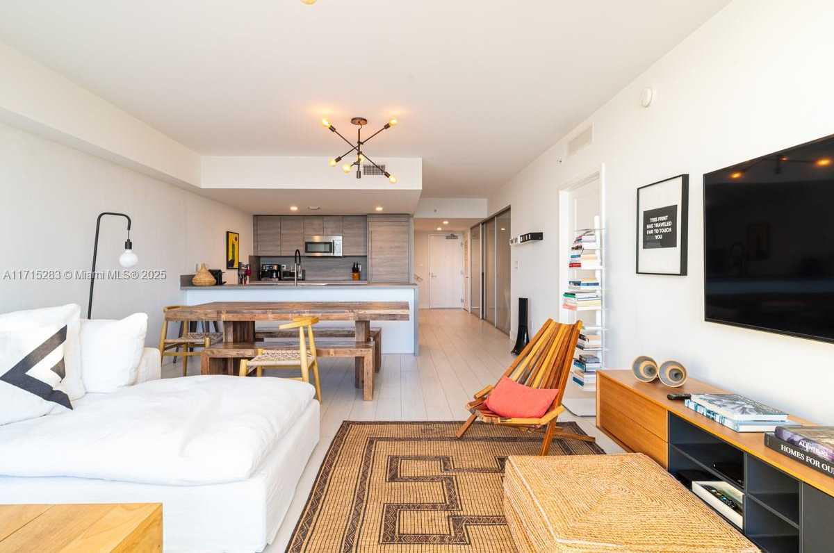Small Image of 400 SUNNY ISLES BLVD #1906, Sunny Isles Beach Number 6