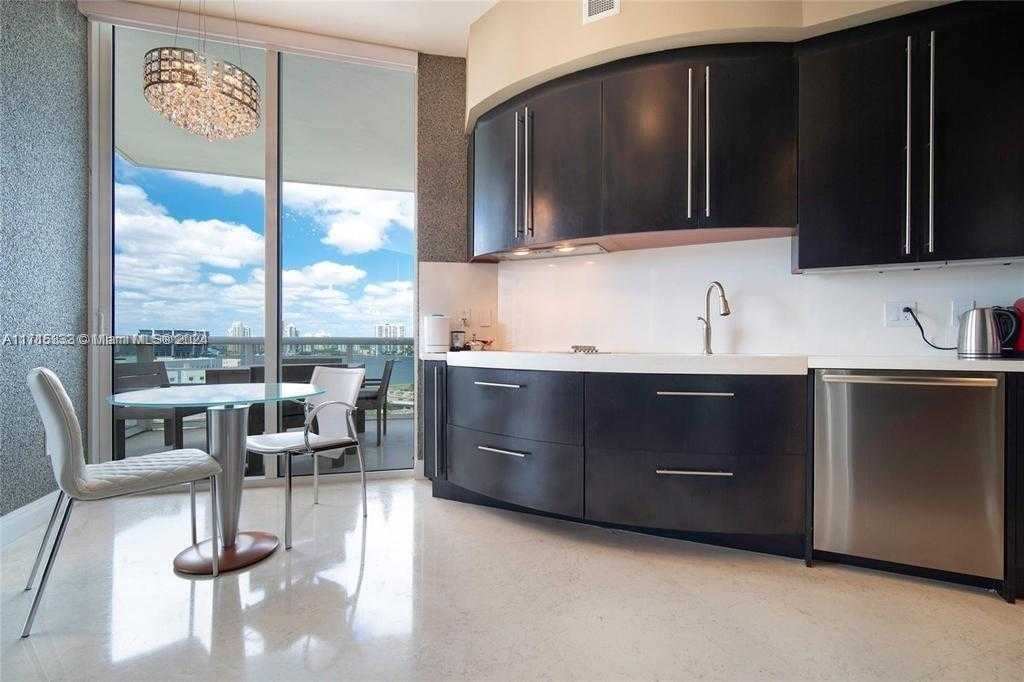 Small Image of 18101 COLLINS AVE #1101, Sunny Isles Beach Number 13